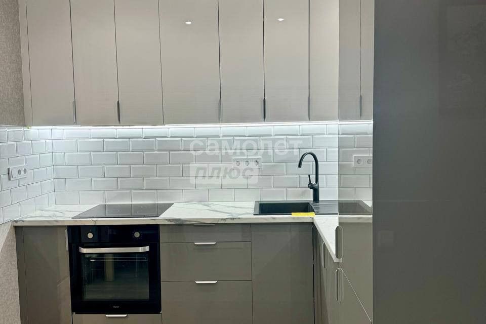 Продаётся 1-комнатная квартира, 35.3 м²