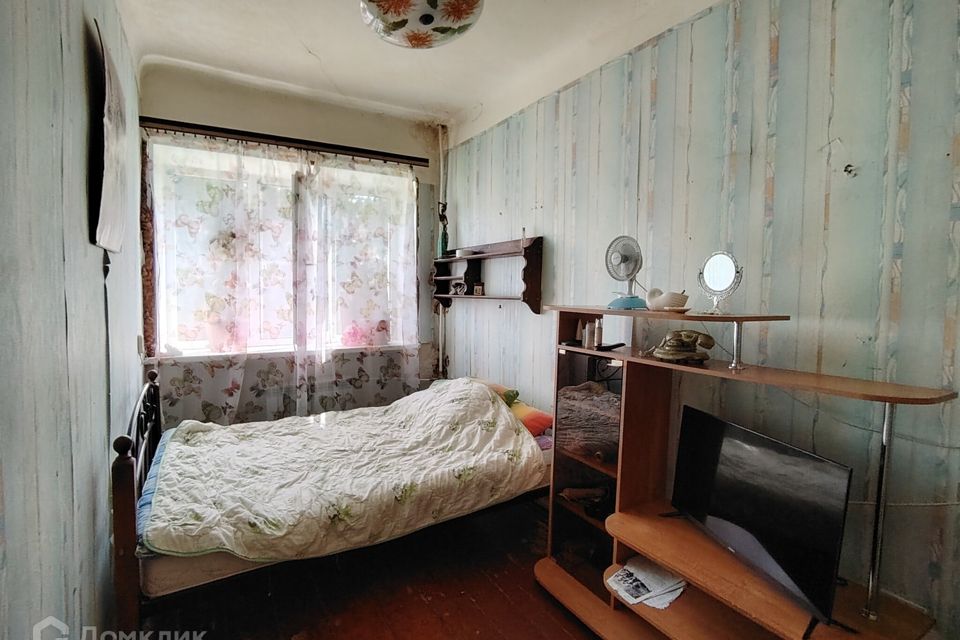 Продаётся 4-комнатная квартира, 63.2 м²