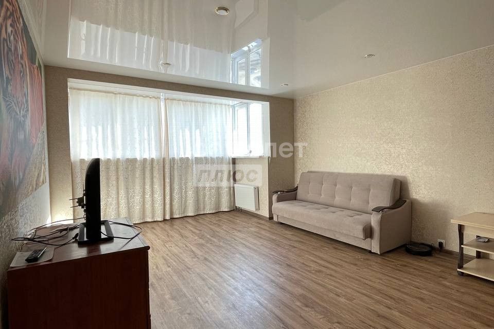 Сдаётся 1-комнатная квартира, 52 м²