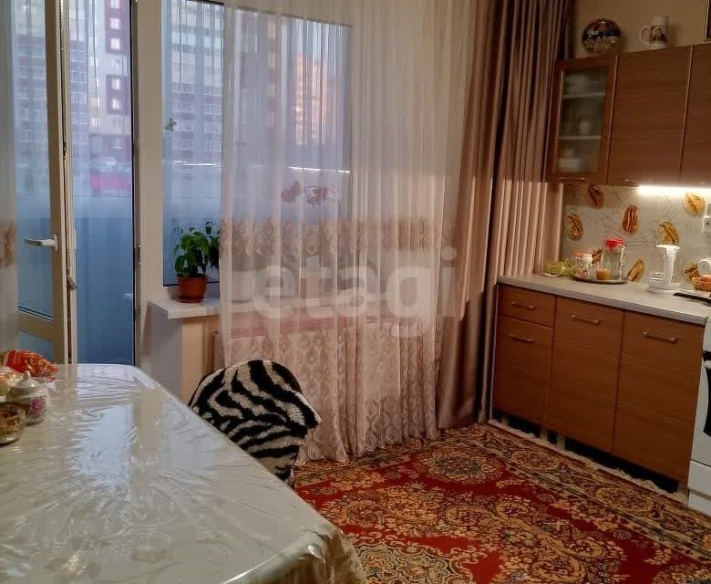 Продаётся 3-комнатная квартира, 57 м²