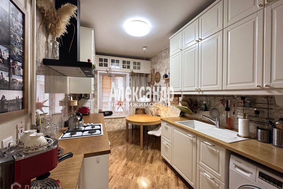 Продаётся 3-комнатная квартира, 93.2 м²