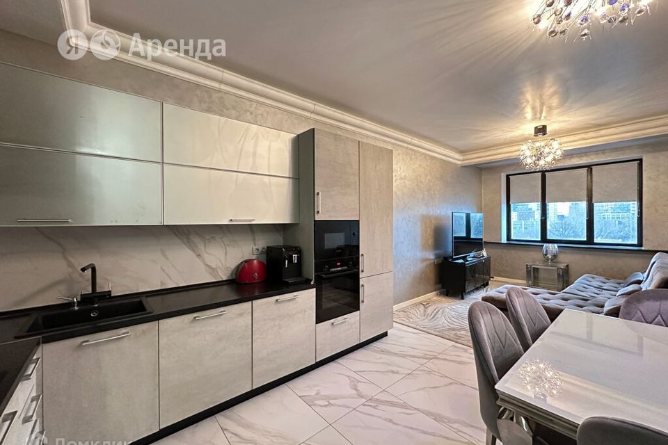 Сдаётся 3-комнатная квартира, 100 м²