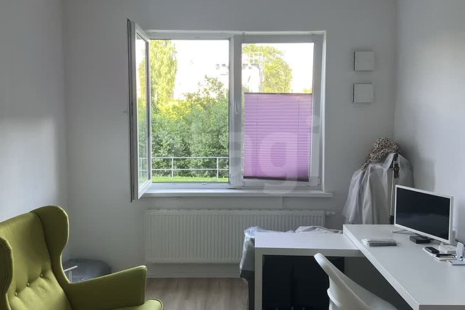 Продаётся 1-комнатная квартира, 35.9 м²
