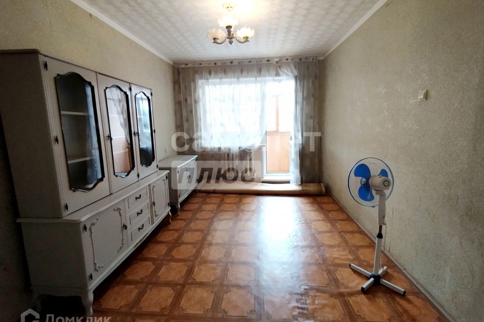 Продаётся 3-комнатная квартира, 61.4 м²