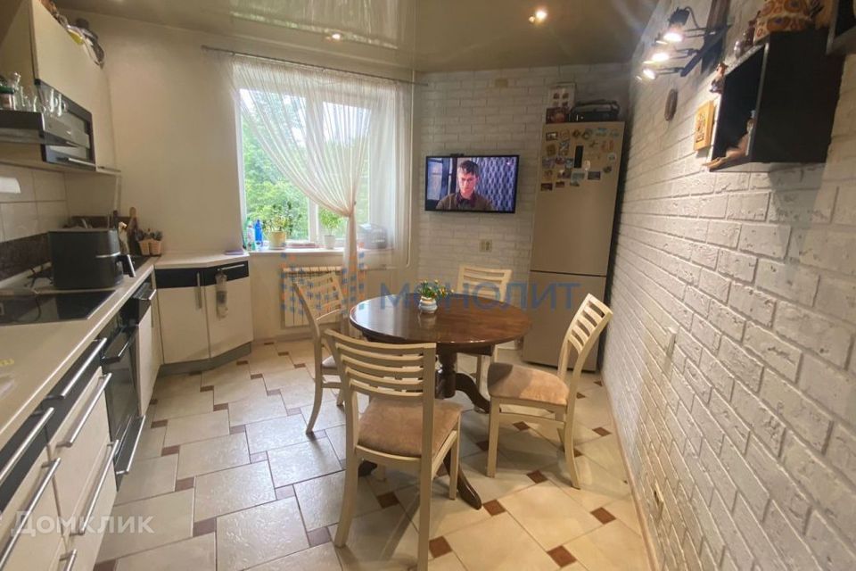 Продаётся 3-комнатная квартира, 98.5 м²