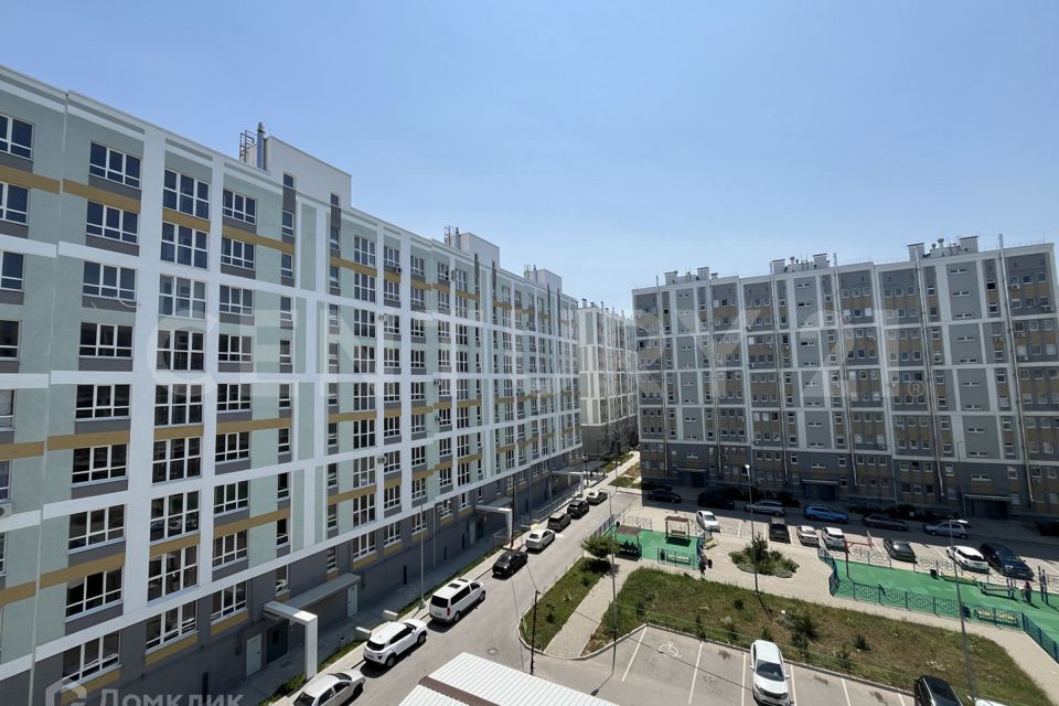 Продаётся 2-комнатная квартира, 63.35 м²