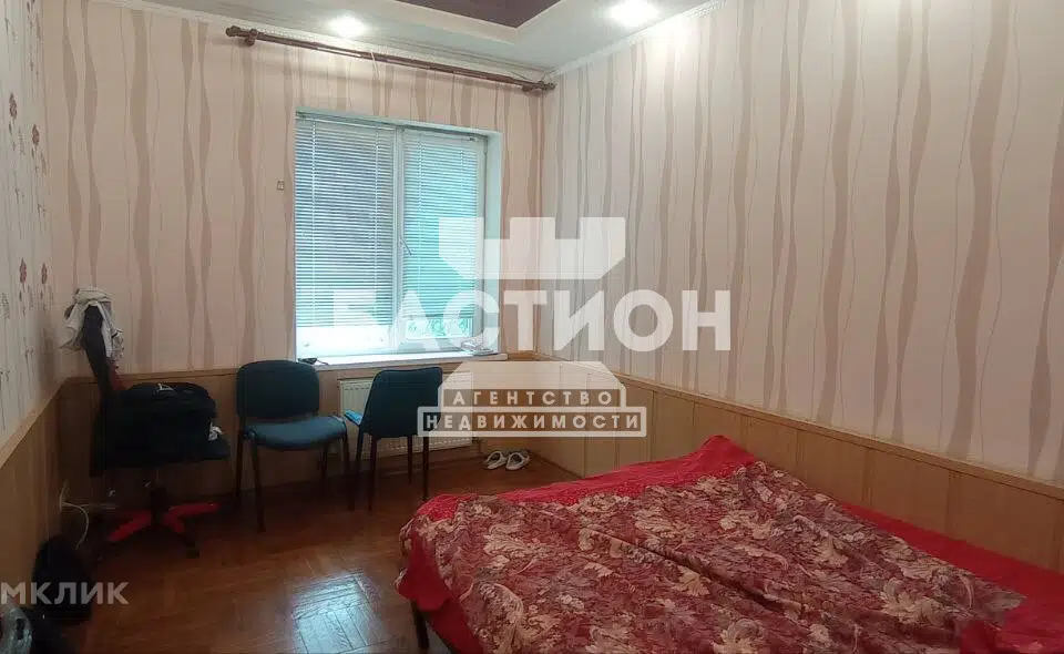 Продаётся 2-этажный дом, 244 м²