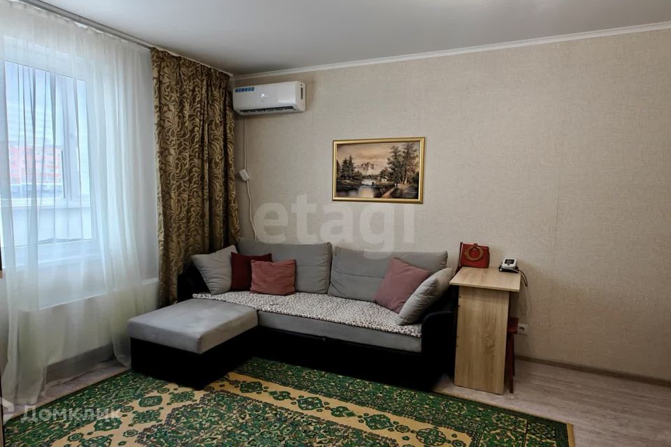 Продаётся 1-комнатная квартира, 37.7 м²