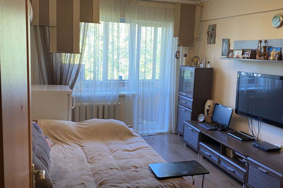 Продаётся 3-комнатная квартира, 58.2 м²
