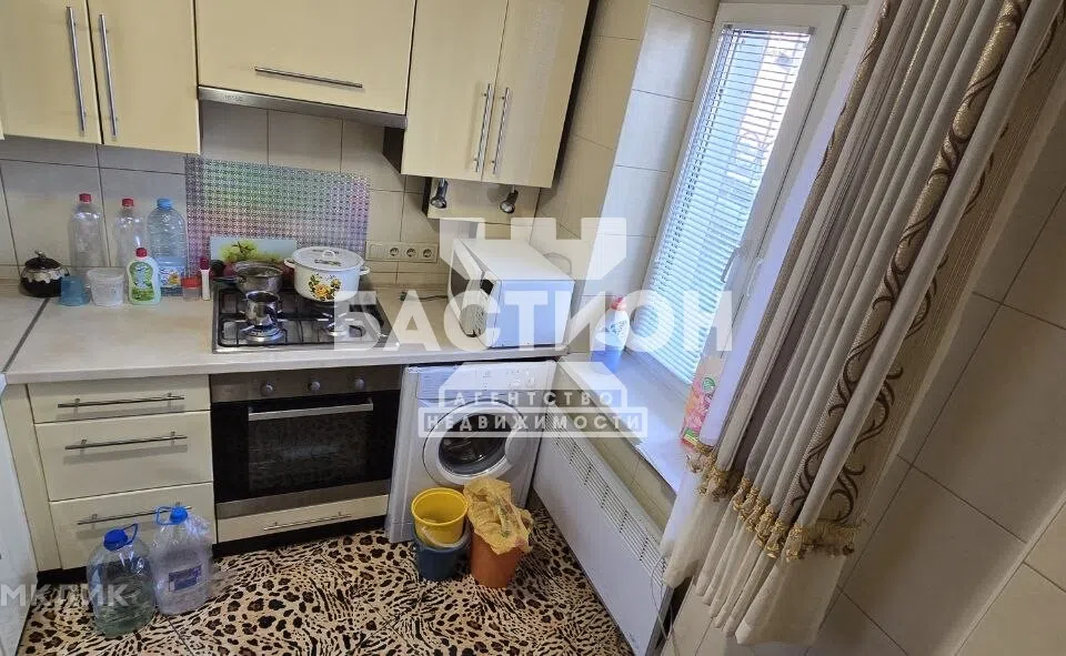 Продаётся 3-комнатная квартира, 53.4 м²