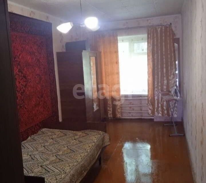 Продаётся 2-комнатная квартира, 43.3 м²