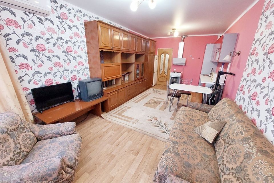 Продаётся 1-комнатная квартира, 44 м²