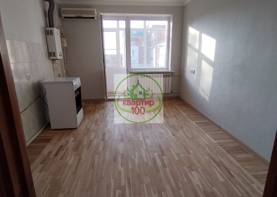 Продаётся 2-комнатная квартира, 65 м²