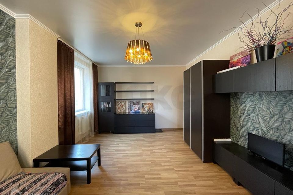 Продаётся 2-комнатная квартира, 65.6 м²