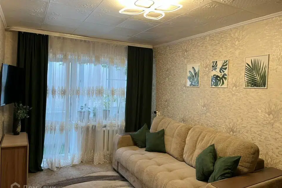 Продаётся 2-комнатная квартира, 42.2 м²
