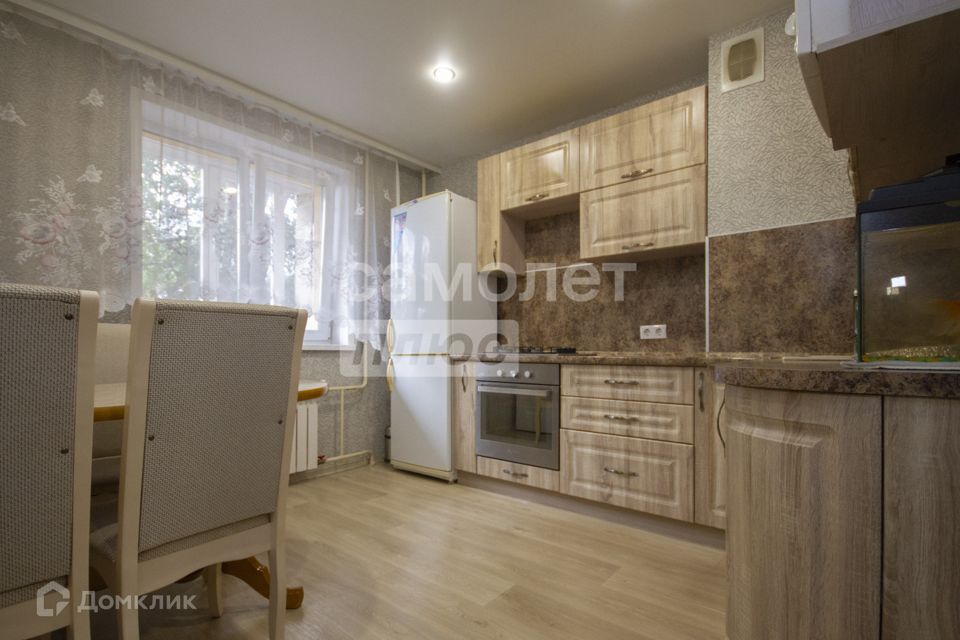 Продаётся 2-комнатная квартира, 57.4 м²