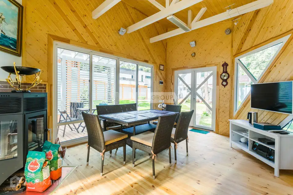 Продаётся 2-этажный дом, 230 м²