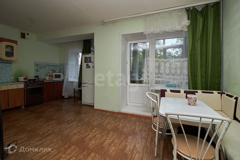 Продаётся 4-комнатная квартира, 116.2 м²