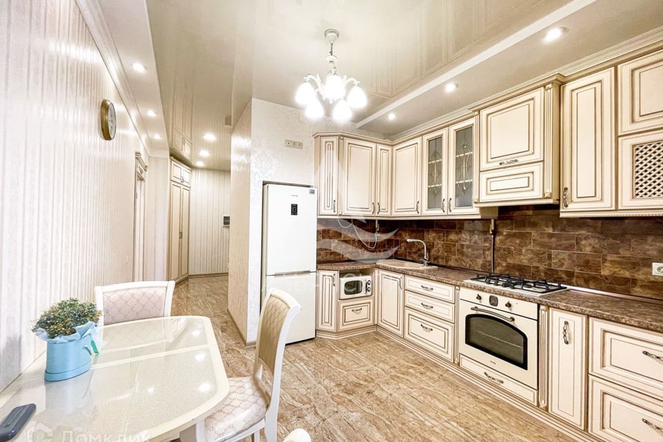Продаётся 1-комнатная квартира, 51 м²
