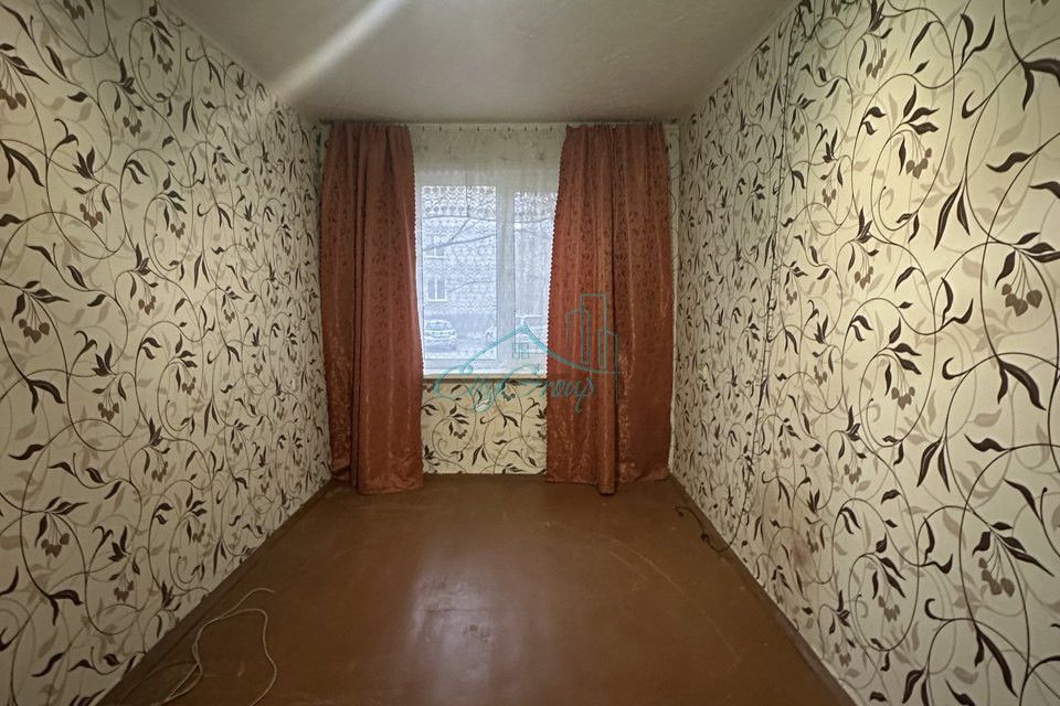 Продаётся 2-комнатная квартира, 43.8 м²