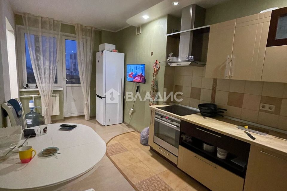 Продаётся 3-комнатная квартира, 90 м²