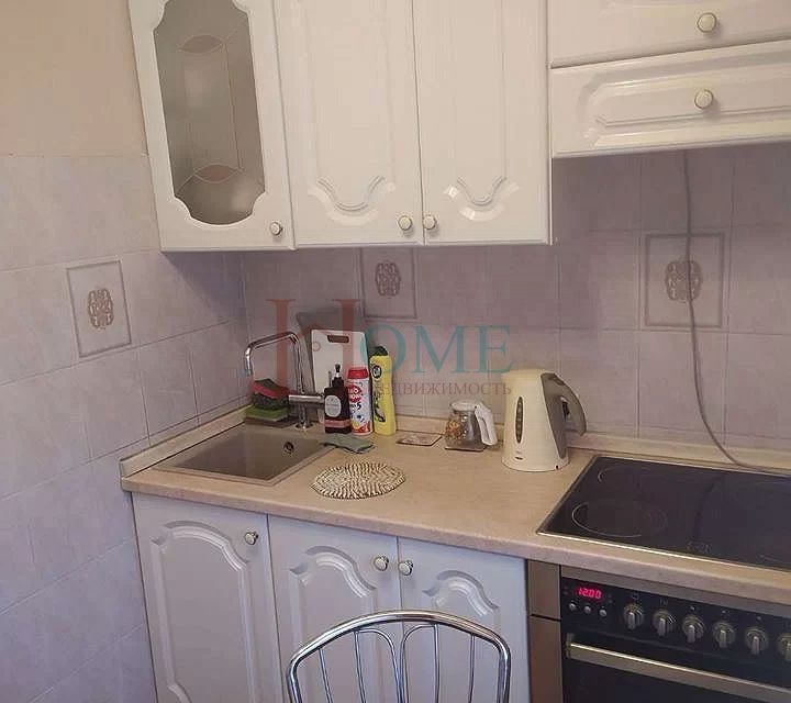 Сдаётся 2-комнатная квартира, 58.3 м²