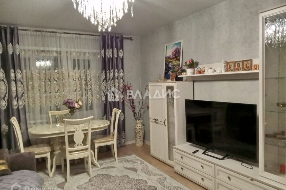 Сдаётся 2-комнатная квартира, 80 м²