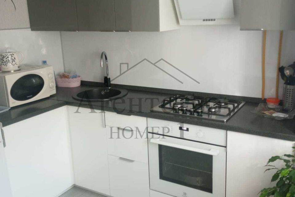 Продаётся 1-комнатная квартира, 35 м²