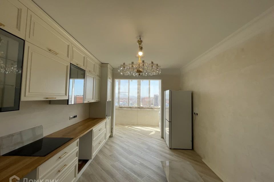 Продаётся 2-комнатная квартира, 91 м²