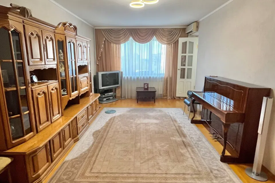 Продаётся 3-комнатная квартира, 73 м²
