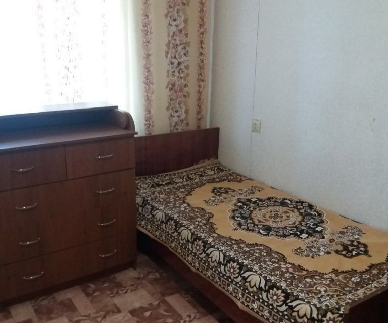 Продаётся комната в 4-комн. квартире, 12.4 м²