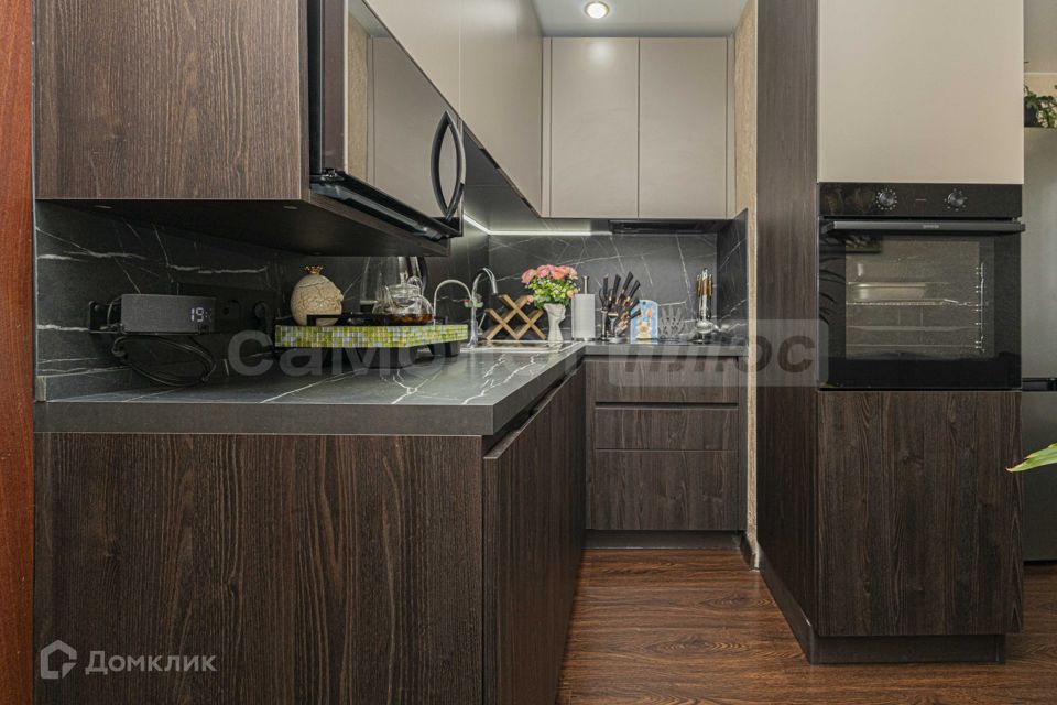 Продаётся 1-комнатная квартира, 37.9 м²
