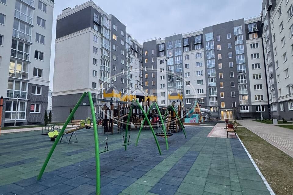 Продаётся 3-комнатная квартира, 75.7 м²