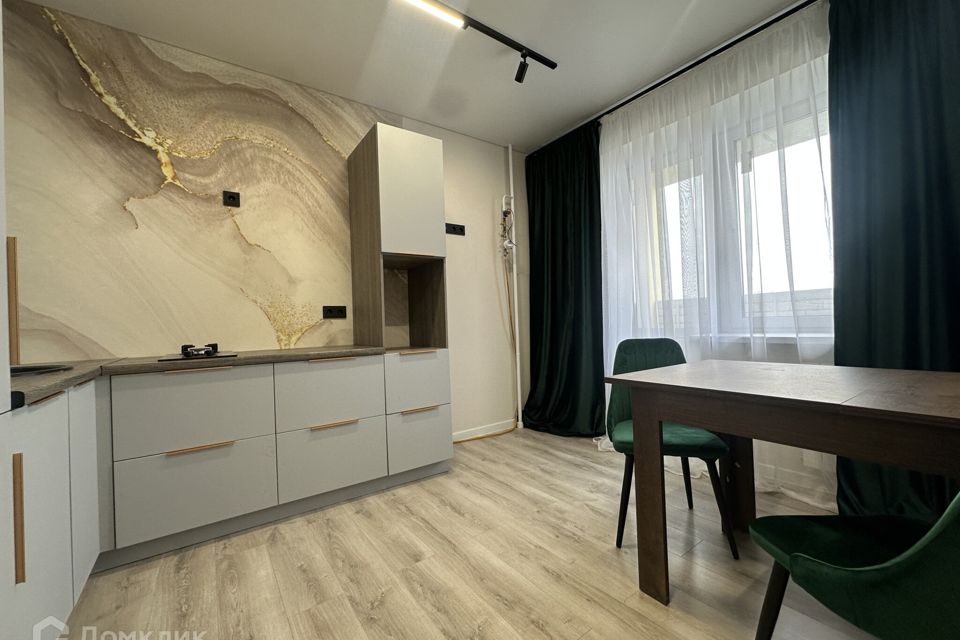 Продаётся 1-комнатная квартира, 46 м²