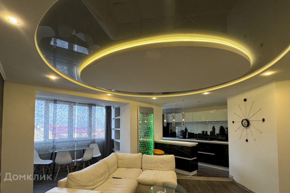 Продаётся 3-комнатная квартира, 96 м²