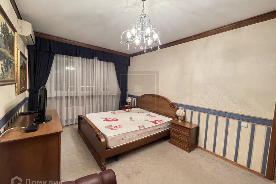 Продаётся 4-комнатная квартира, 100.5 м²