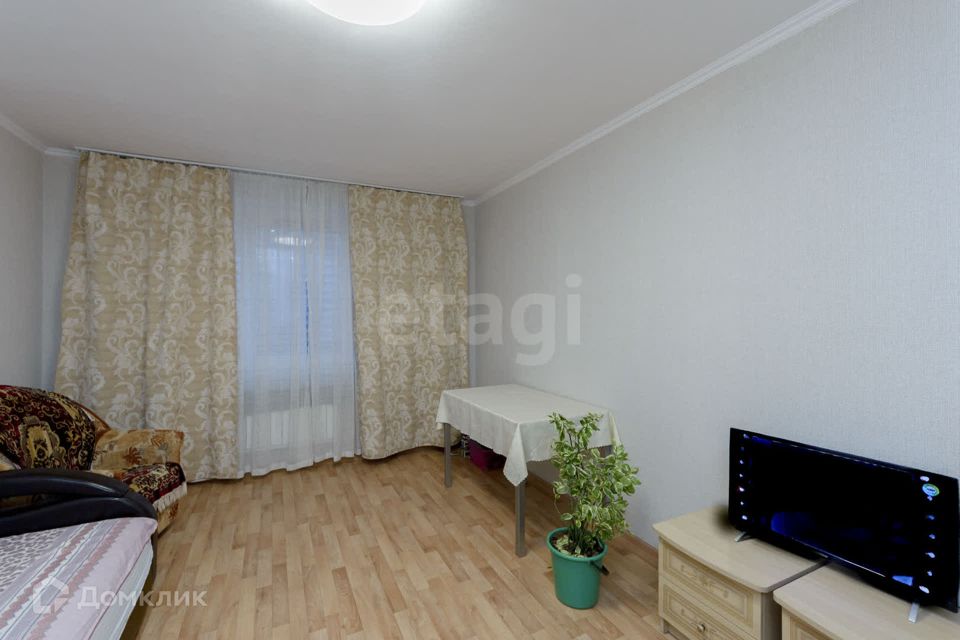 Продаётся 1-комнатная квартира, 43.1 м²