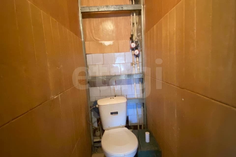 Продаётся 3-комнатная квартира, 50.3 м²