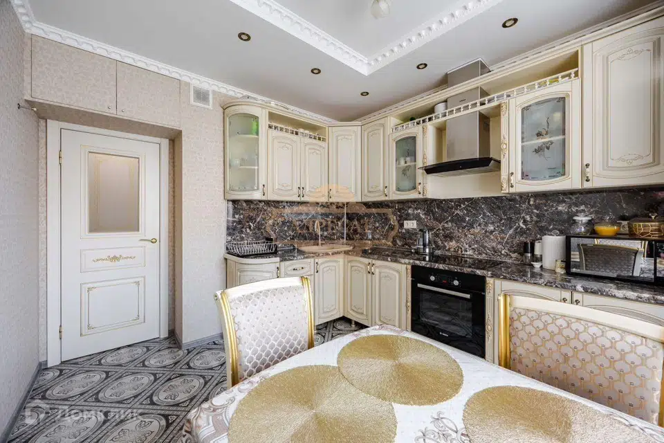 Продаётся 3-комнатная квартира, 87 м²