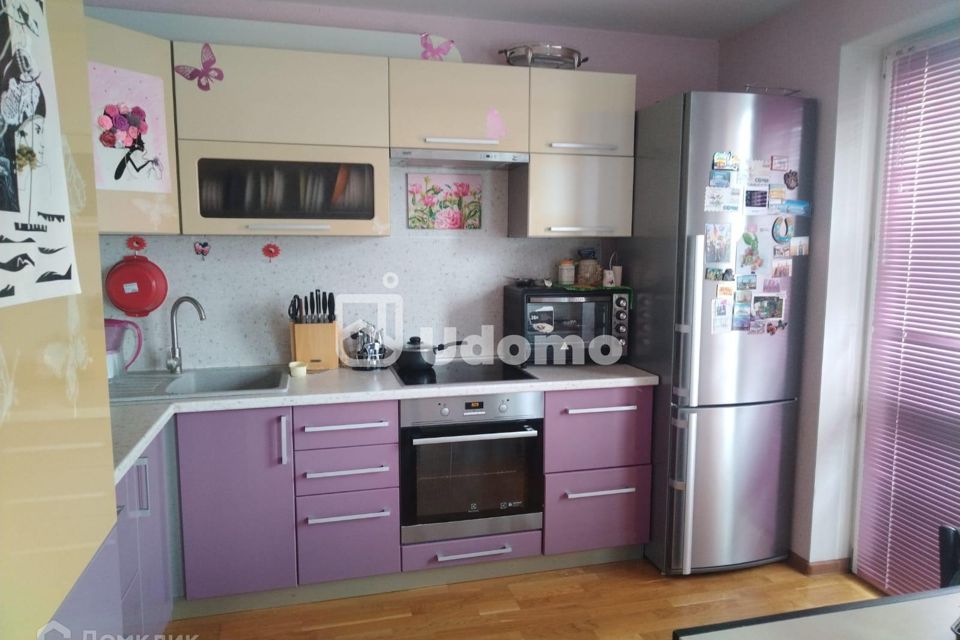 Продаётся 3-комнатная квартира, 87.9 м²