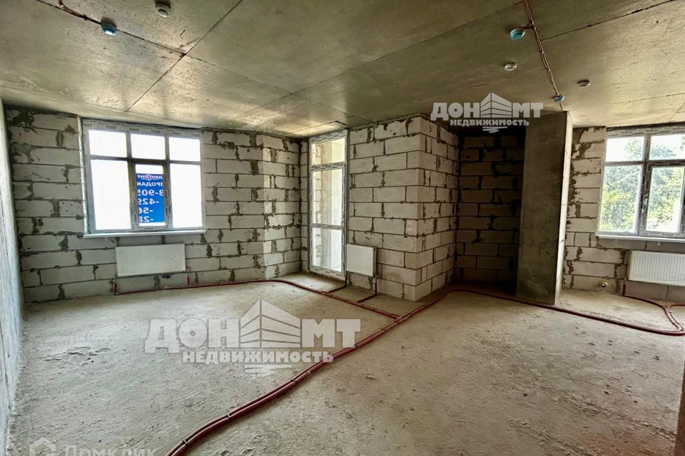 Продаётся 3-комнатная квартира, 65.5 м²