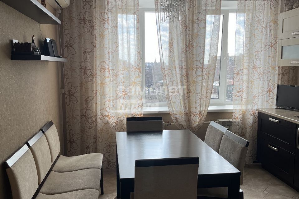 Продаётся 2-комнатная квартира, 83.3 м²
