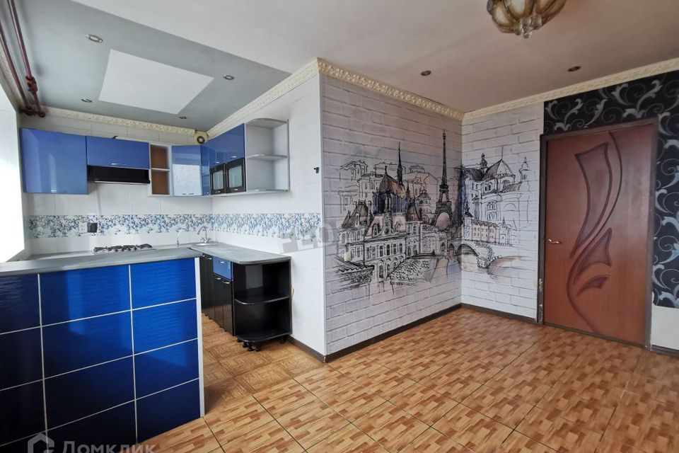 Продаётся 3-комнатная квартира, 57.9 м²