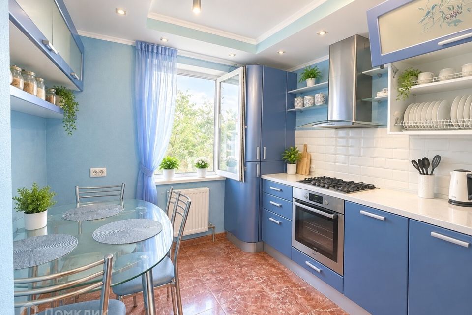 Продаётся 3-комнатная квартира, 74.8 м²