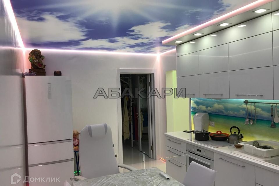 Сдаётся 3-комнатная квартира, 83 м²