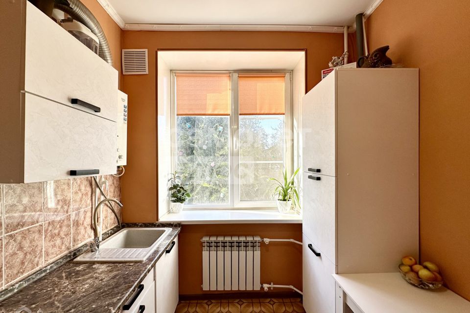 Продаётся 3-комнатная квартира, 58 м²