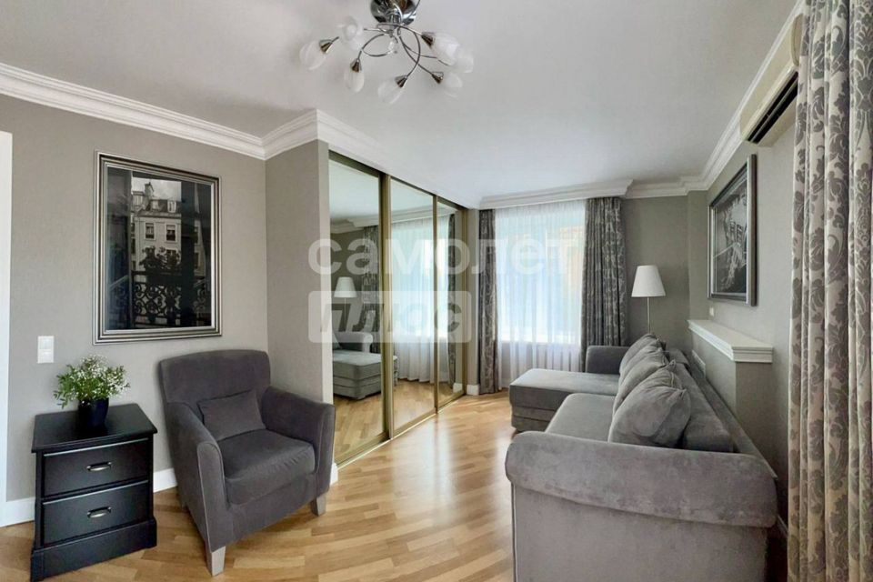 Продаётся 1-комнатная квартира, 30.8 м²