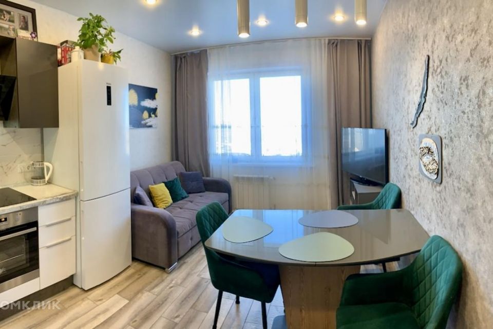 Продаётся 2-комнатная квартира, 65 м²