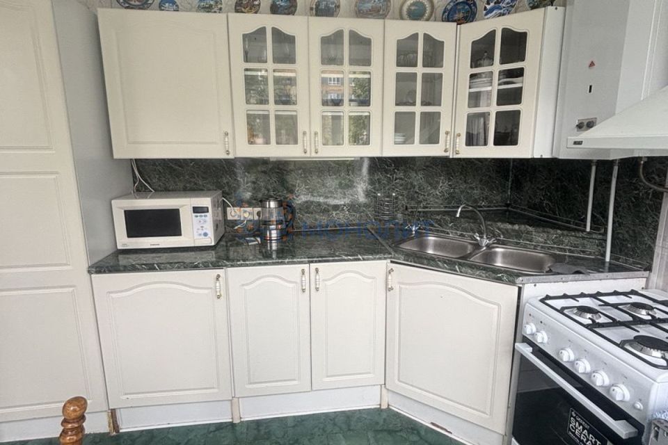 Продаётся 3-комнатная квартира, 102 м²