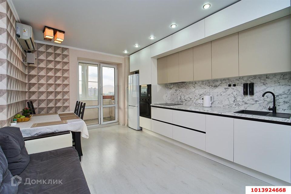 Продаётся 3-комнатная квартира, 94.5 м²